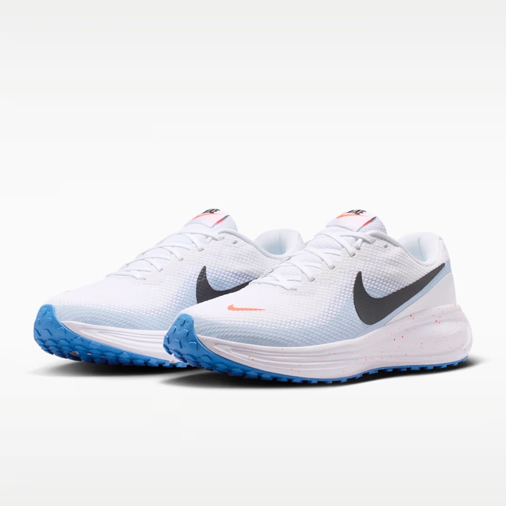 NIKE REVOLUTION 8
