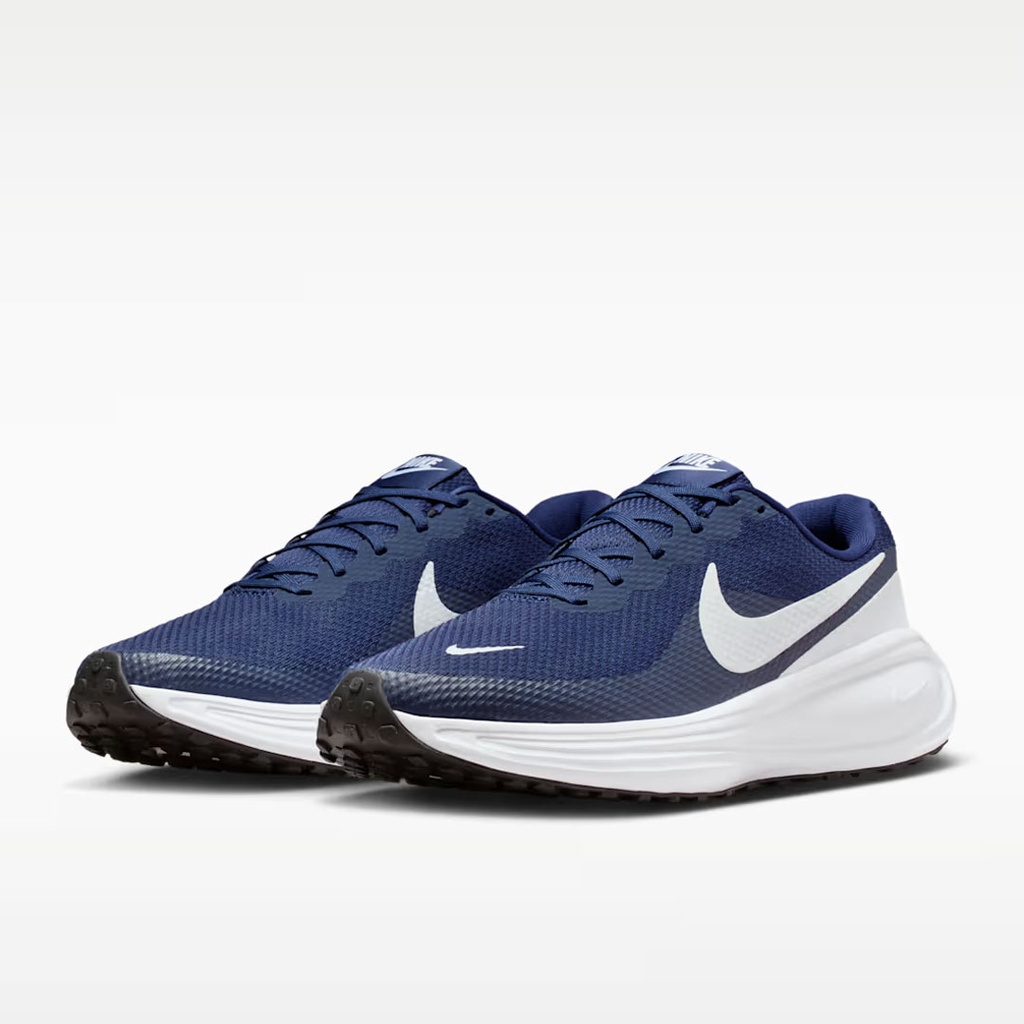 NIKE REVOLUTION 8
