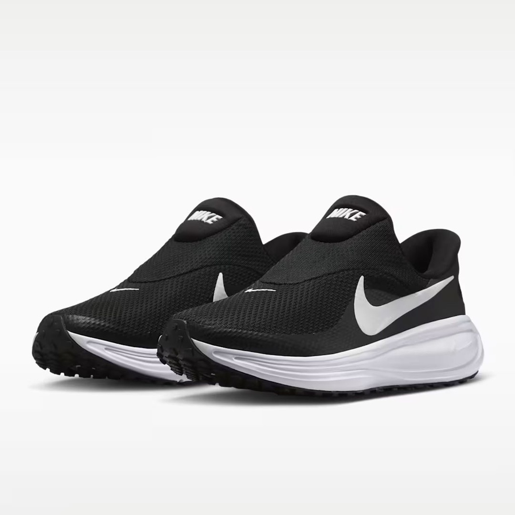 W NIKE REVOLUTION 8 EASYON