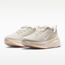 W NIKE VOMERO 18