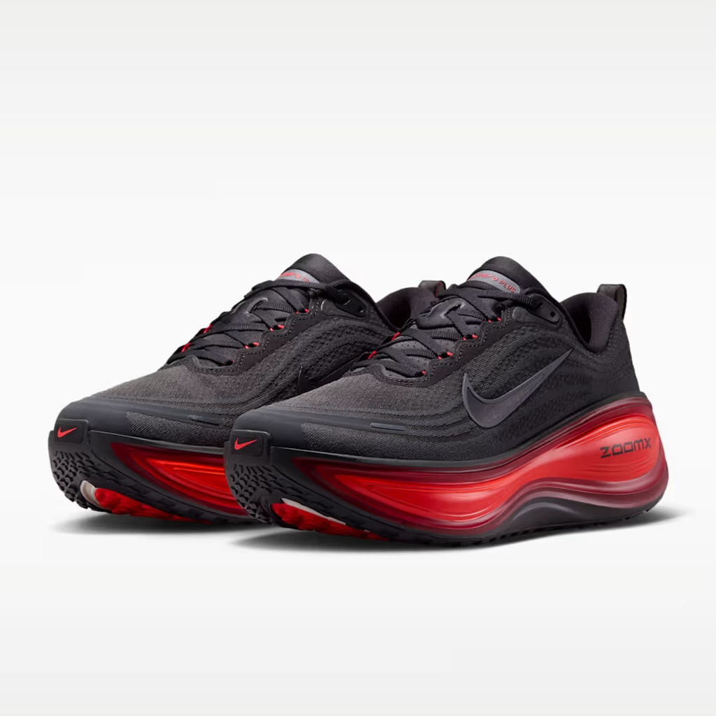 NIKE VOMERO PLUS