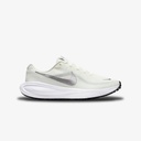 W NIKE REVOLUTION 8
