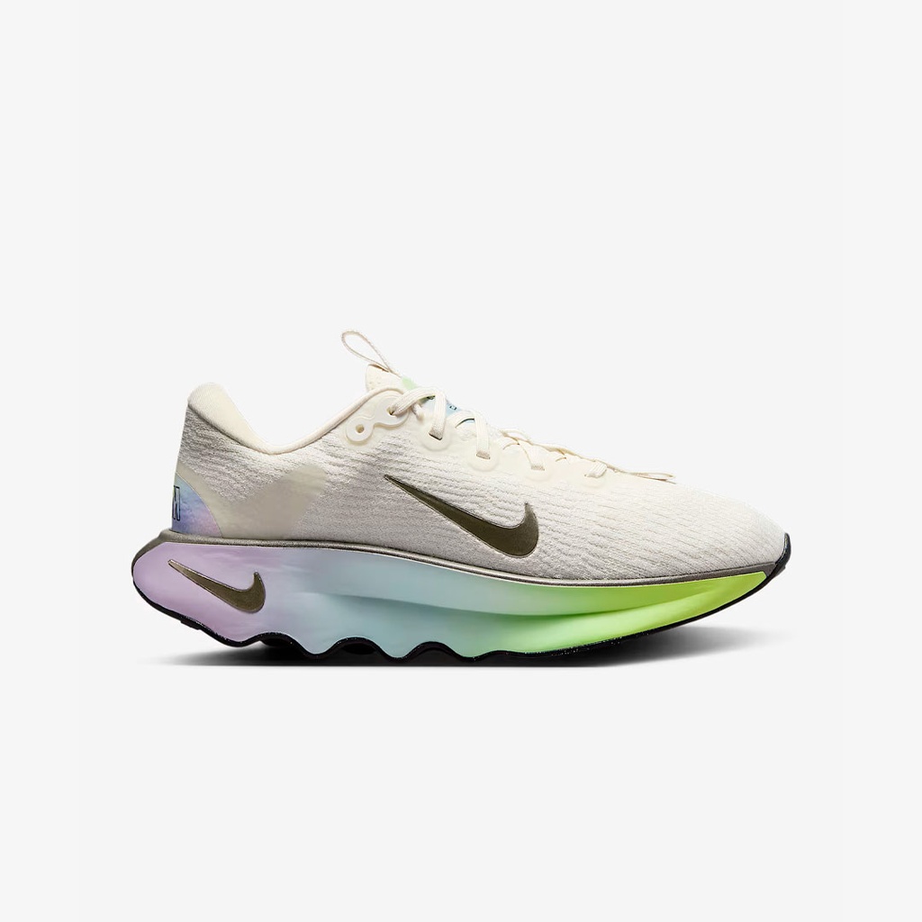WMNS NIKE MOTIVA SE