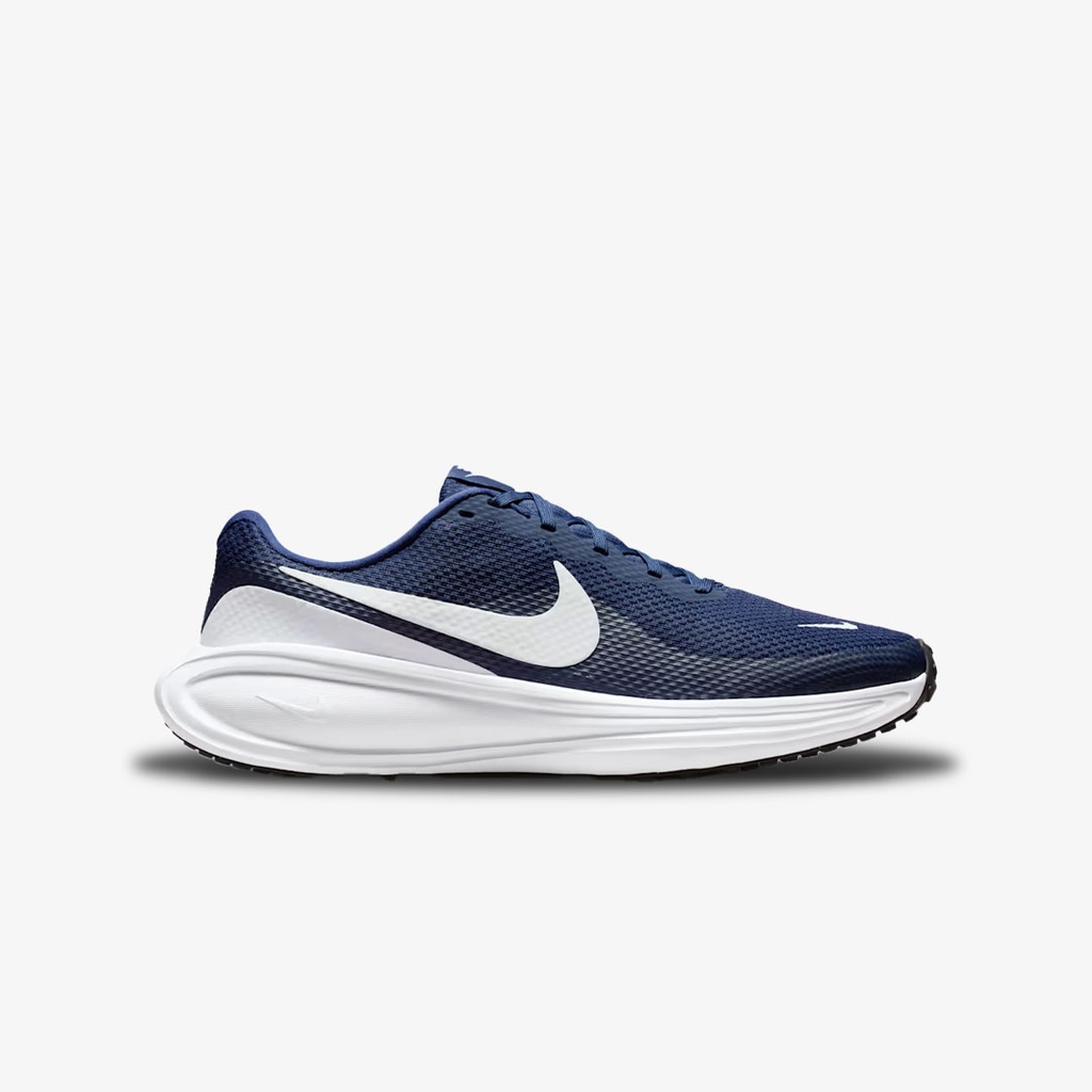 NIKE REVOLUTION 8